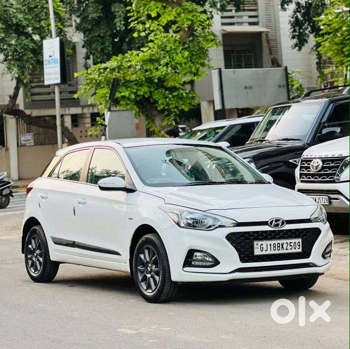 Hyundai I20 Petrol Cvt Asta, 2018, Petrol