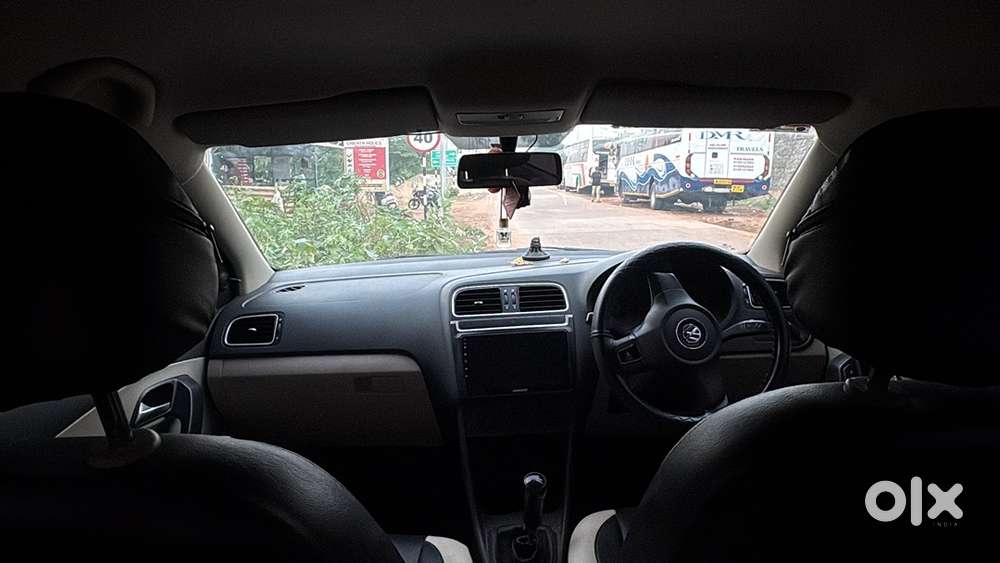 Volkswagen Polo 2012 Car
