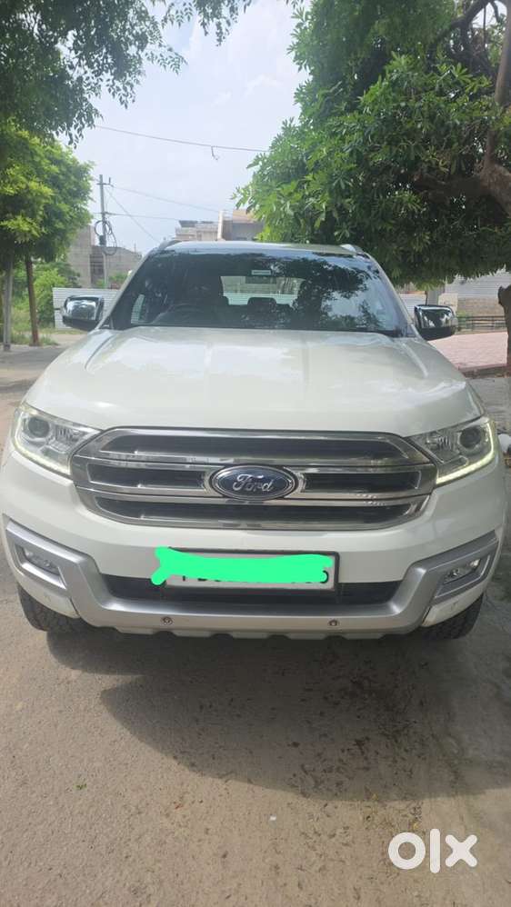 Ford Endeavour Diesel 2017 4x4 Automatic 3.2 Titanium Single Owner