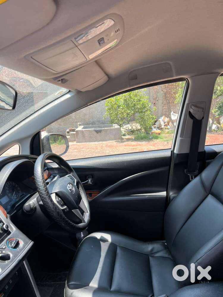 Toyota Innova Crysta 2022 Year