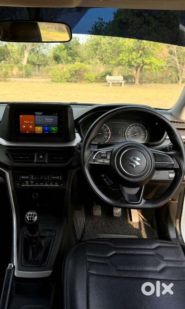 Maruti Suzuki Brezza 1.5 Vxi Smart Hybrid, 2022, Petrol