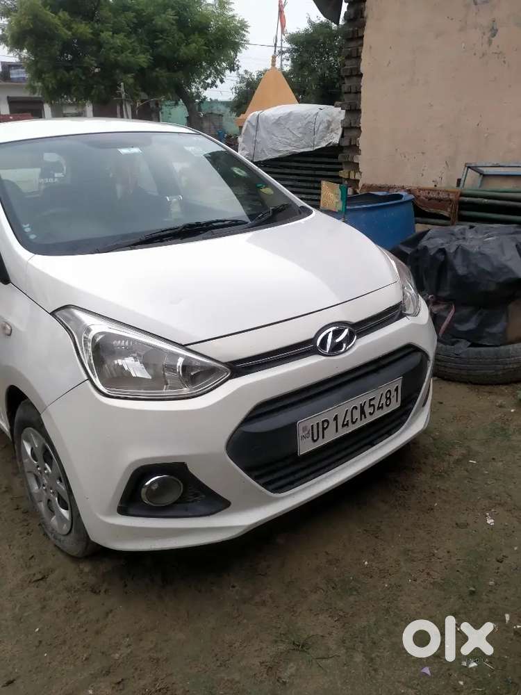Hyundai Grand I10 2015 Diesel 80000 Km Driven