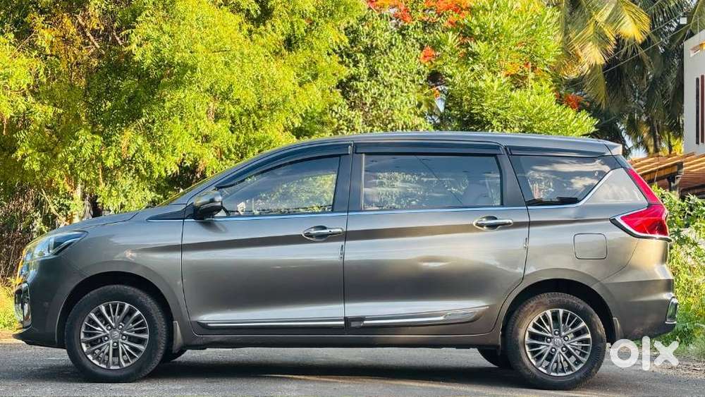 Maruti Suzuki Ertiga 1.5 Zxi Plus Shvs, 2021, Petrol