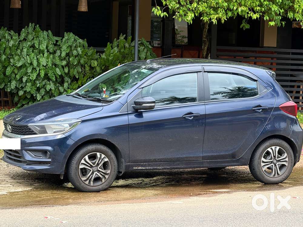 Tata Tiago Xta Automatic