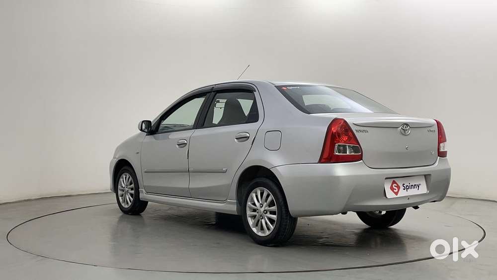 Toyota Etios 1.5 V, 2011, Petrol