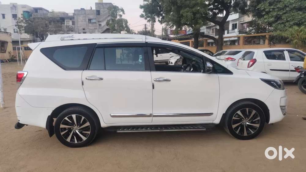 Toyota Innova Crysta, 2023, Diesel