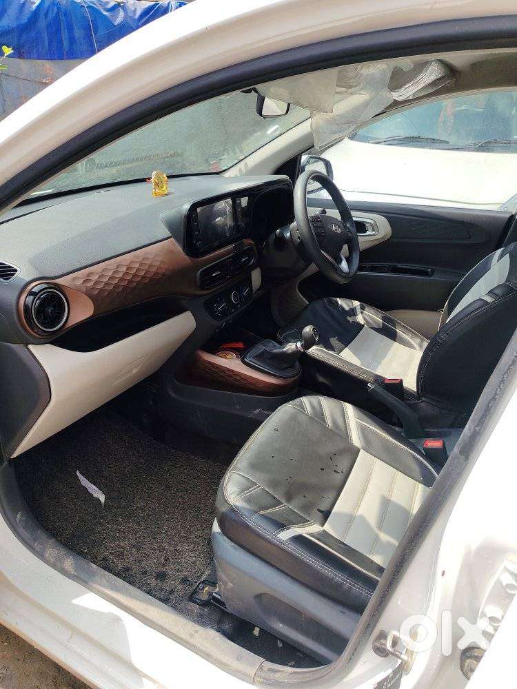 Hyundai Aura Sx 1.2 Cng, 2025, Cng & Hybrids