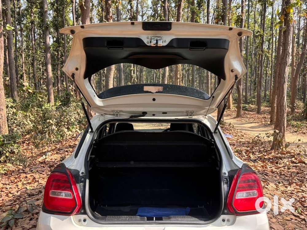 Maruti Suzuki Swift 2023 Petrol Well Maintained