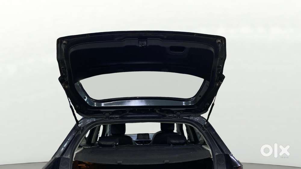 Tata Altroz Xz, 2021, Petrol