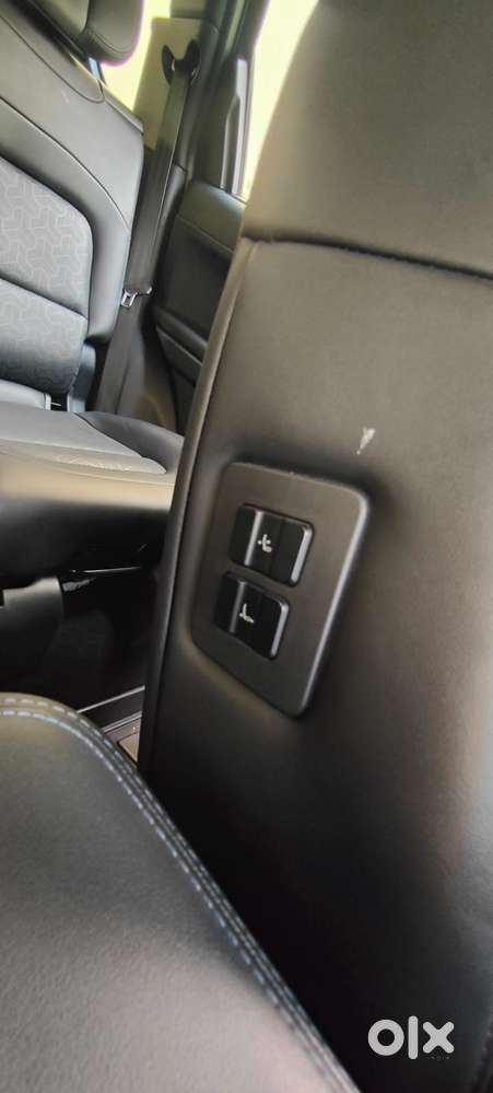 Tata Safari Adventure X Plus 7 Str Dark Edition At, 2024, Diesel