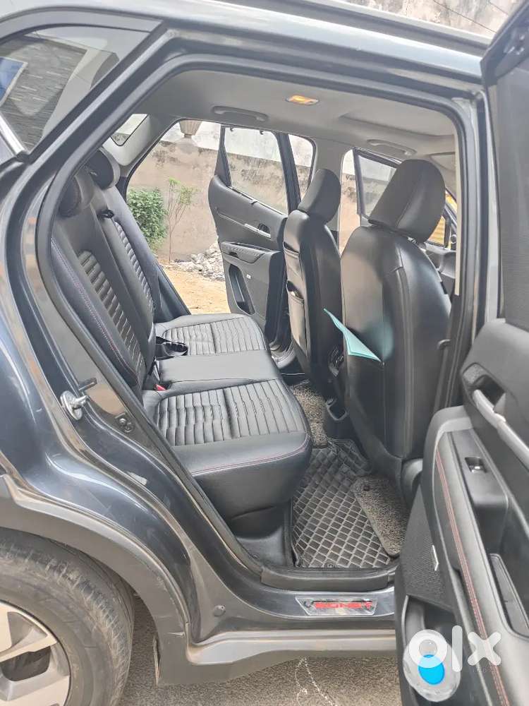 Kia Sonet G.t Line 1.5 Engine 2022 Diesel Automatic Sunroof 6 Airbags