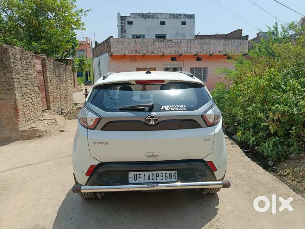 Tata Nexon 2018 Diesel 100000 Km Driven
