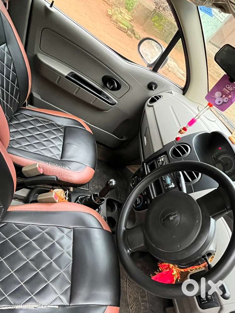 Chevrolet Spark Petrol 2013