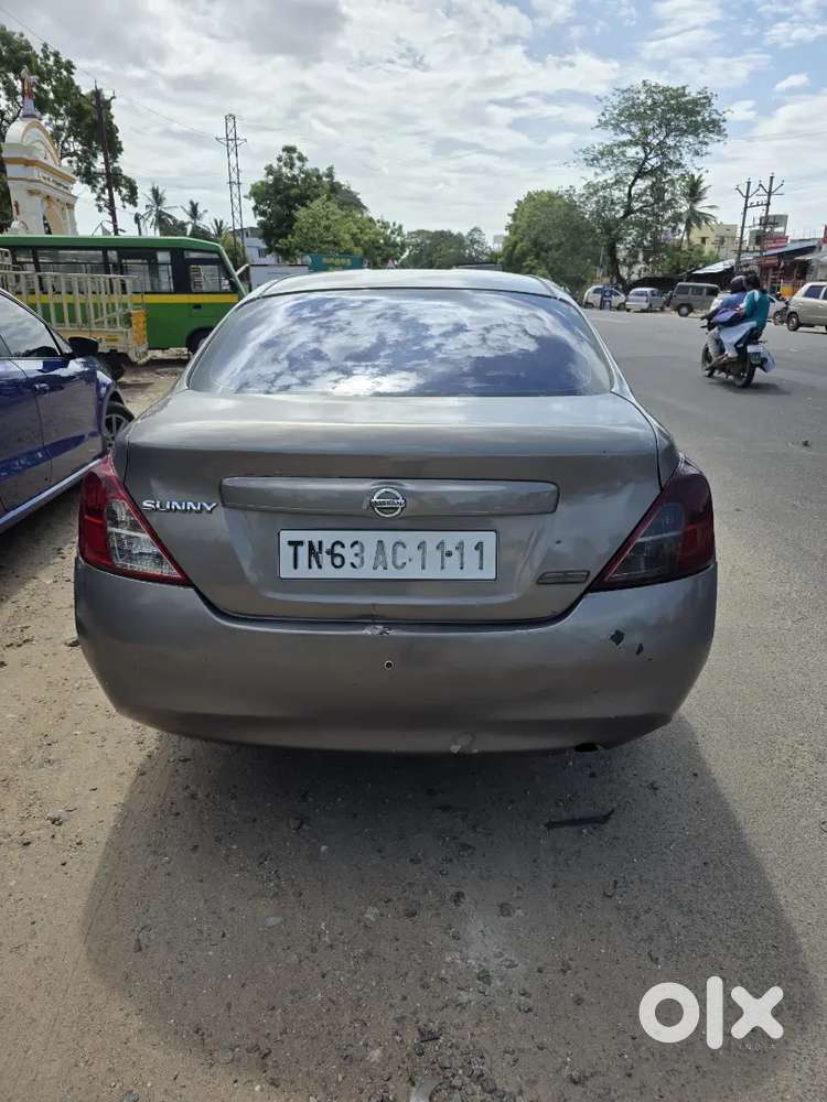 Nissan Sunny 2012 Diesel 132000 Km Driven