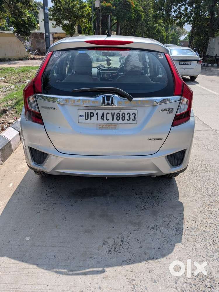 Doctor Owned Excellent Condition Automatic Honda Jazz Petrol 2016