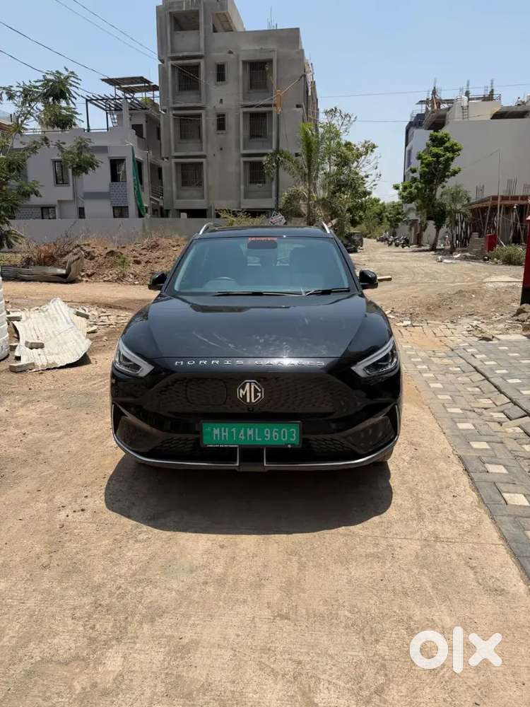 Mg Zs Ev 2025 Electric 30500 Km Driven