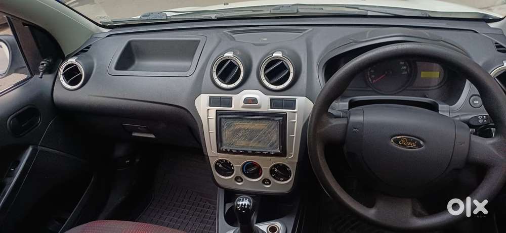 Ford Figo Diesel Titanium, 2011, Diesel