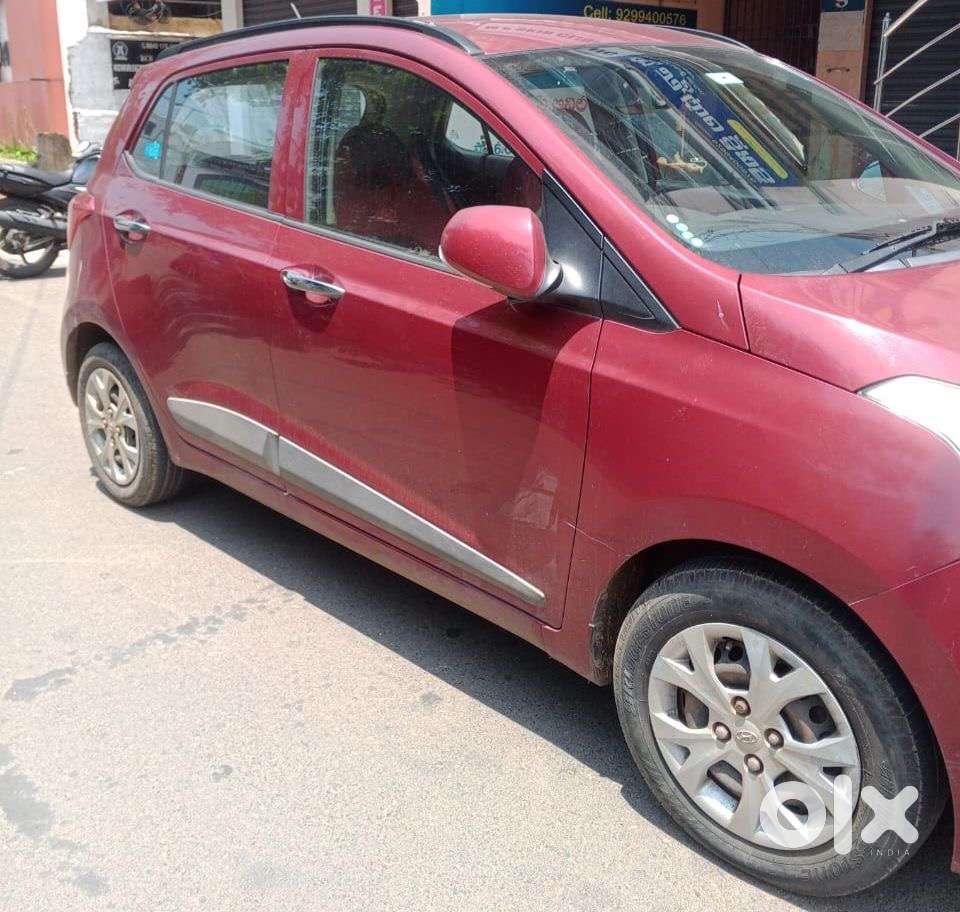 Hyundai I10 Sportz 2014 Petrol Manual