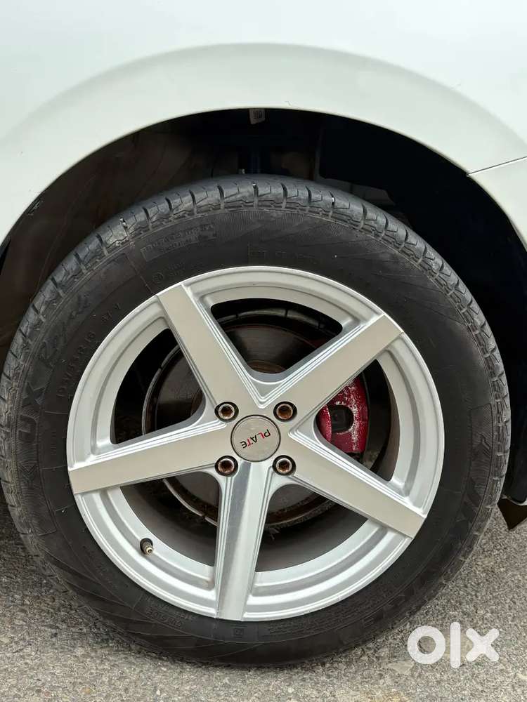 Maruti Suzuki Swift Vxi 2025