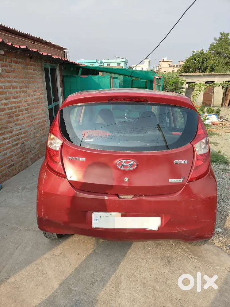 Hyundai Eon 2015 Petrol 67000 Km Driven With Touch Screen