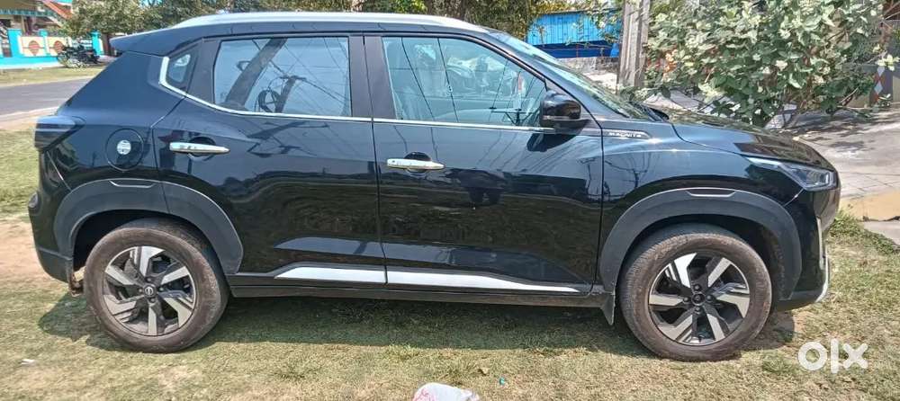 Nissan Magnite 1.0 Xv Premium 2025
