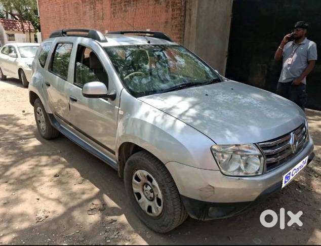 Renault Duster 2014 Diesel Manual  2nd Owner  1.37 Lakh Km