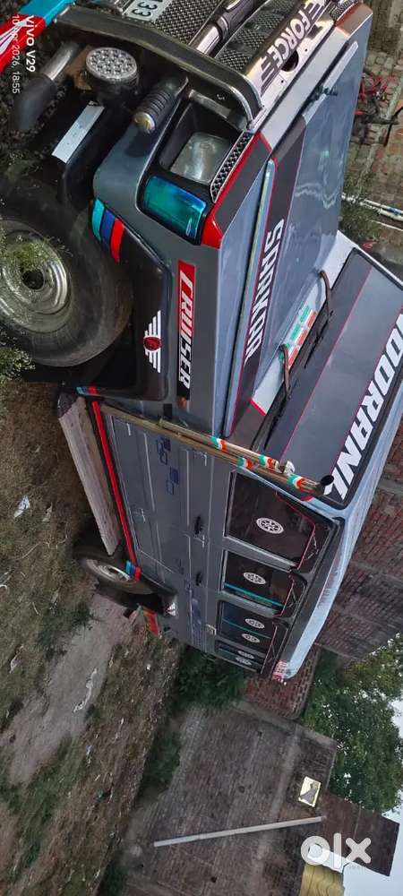 Force Motors Trax Cruiser 2005