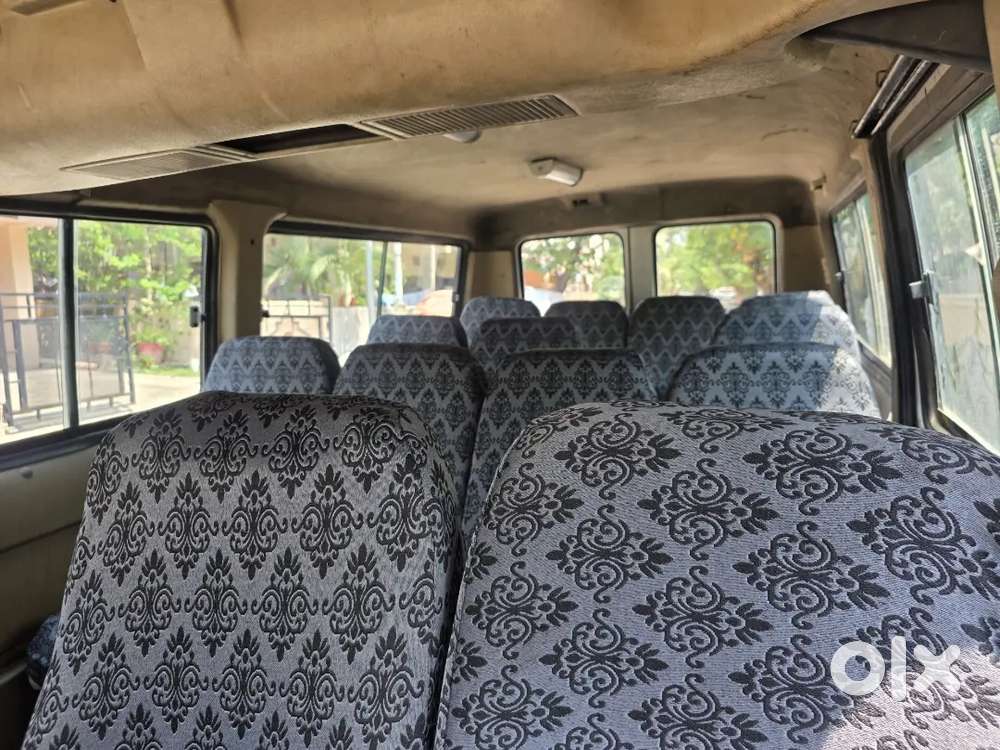 Tata Winger 13+1