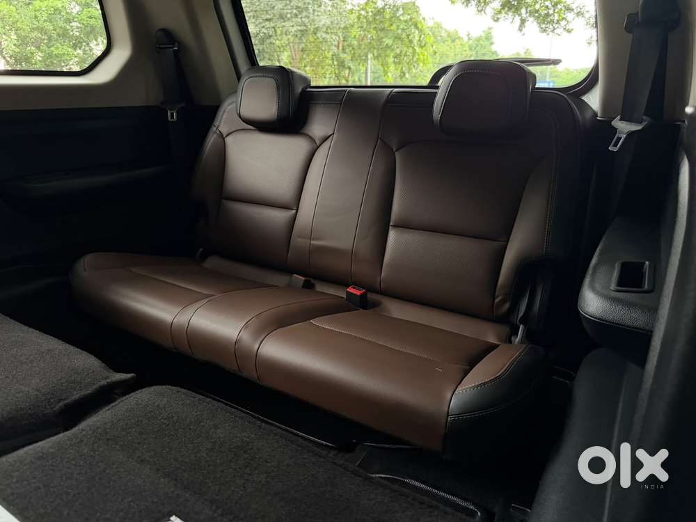 Mahindra Scorpio N Z8 Petrol At 7 Str, 2024, Petrol