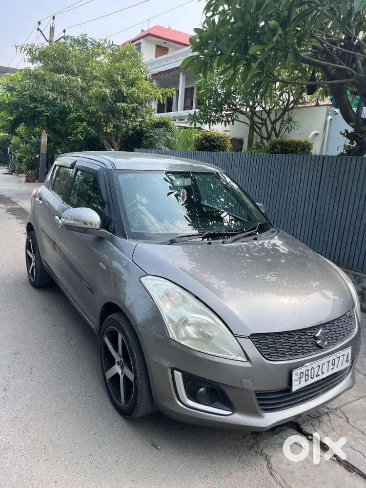 Maruti Suzuki Swift 2015 Diesel 87582 Km Driven