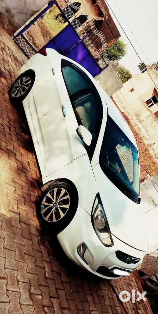 Hyundai Verna 1.6 Crdi 2013 Diesel