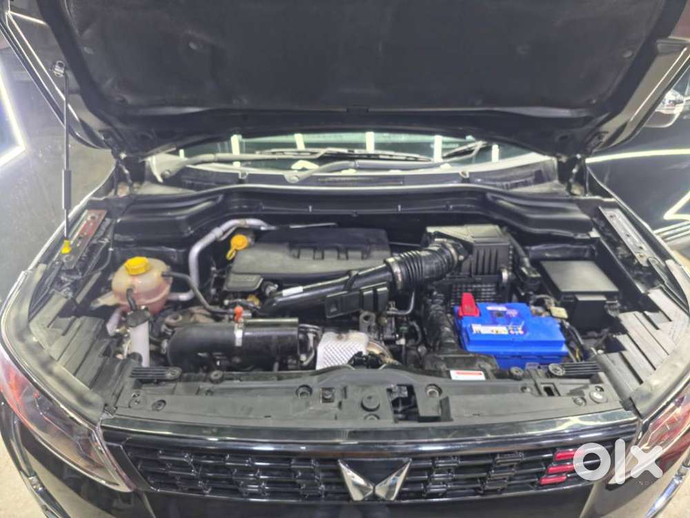 Mahindra Xuv300 Turbosport W8(o), 2023, Petrol