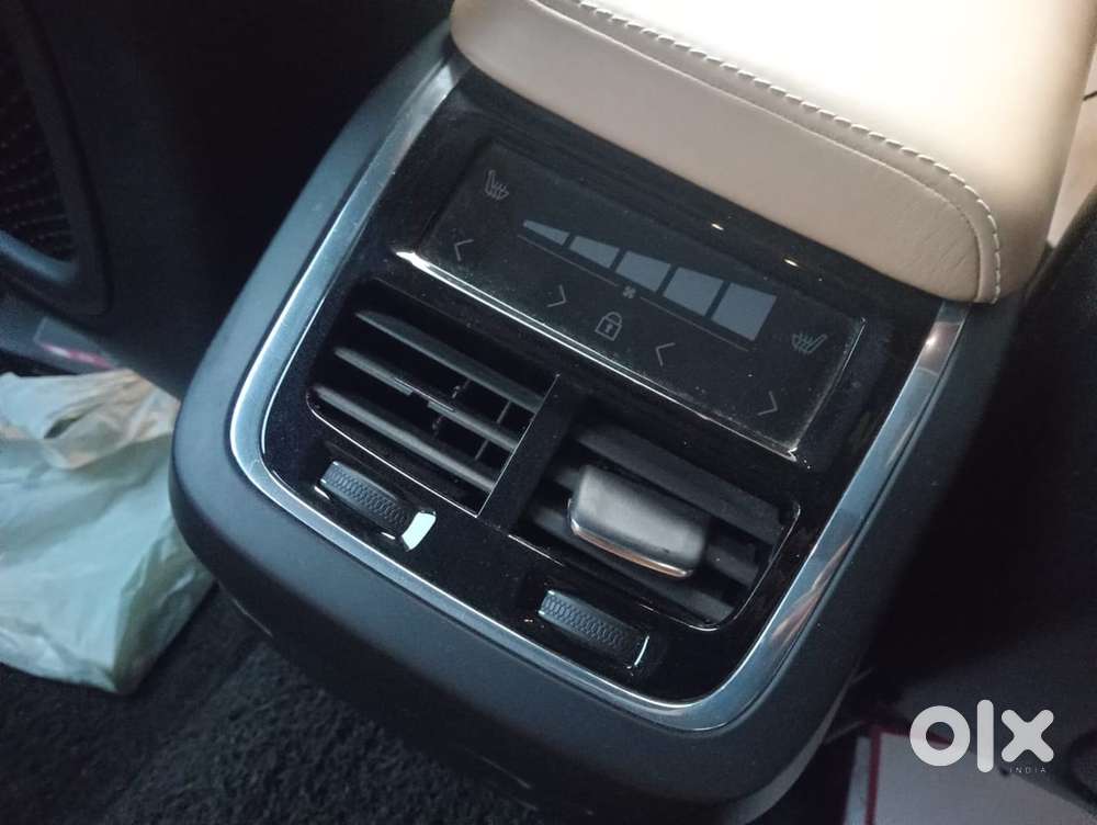 Volvo Xc60 D5 Inscription, 2019, Diesel