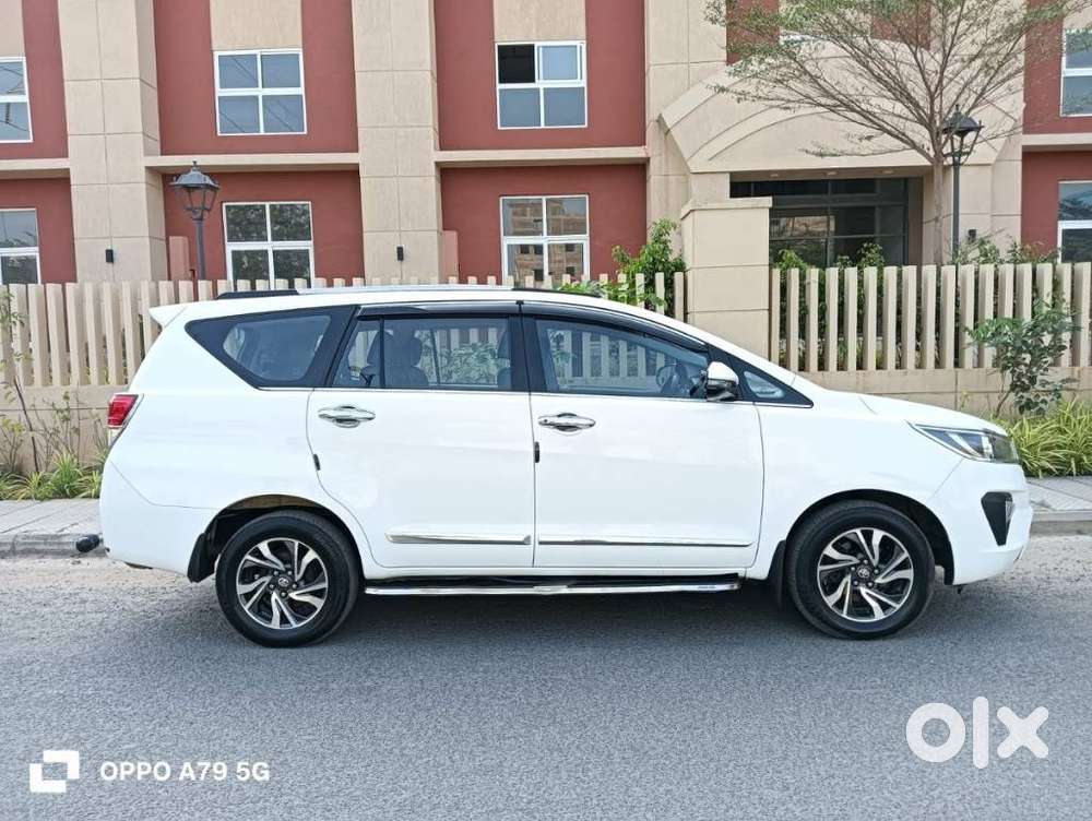 Toyota Innova Crysta 2.4 Gx Limited Edition At 7 Str, 2021, Diesel