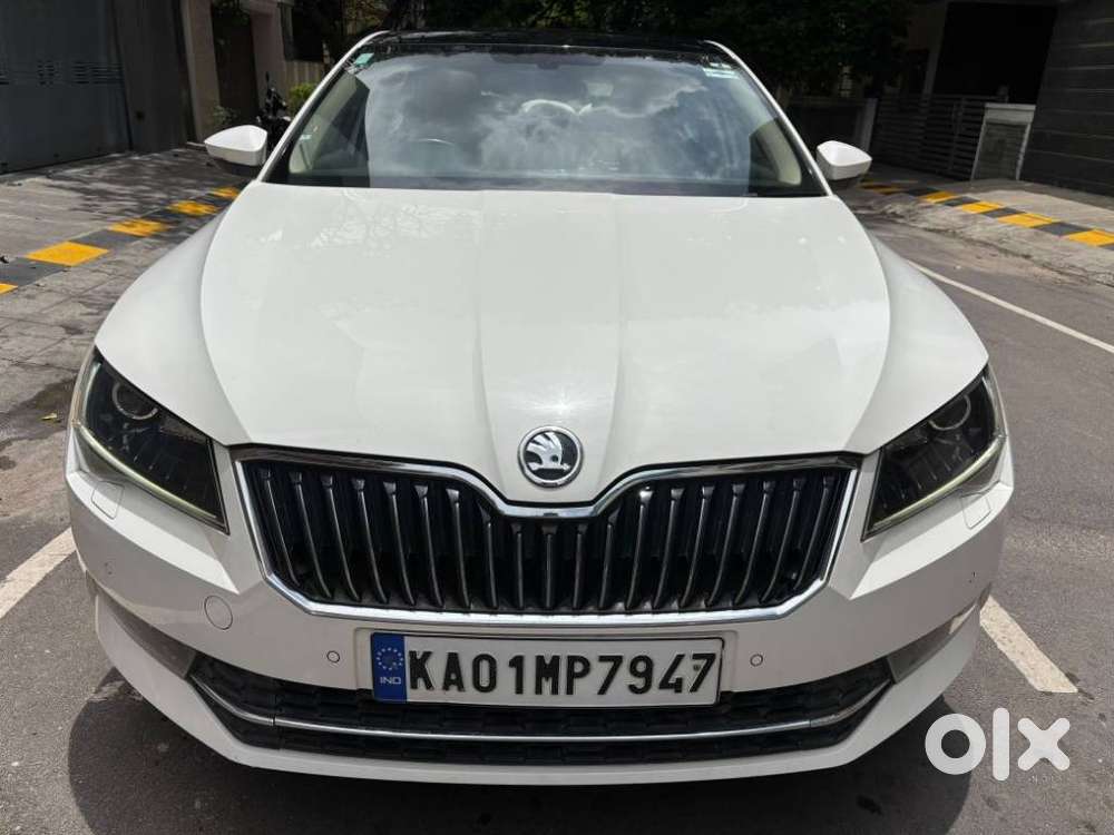 Skoda Superb Lk 1.8 Tsi At, 2017, Petrol