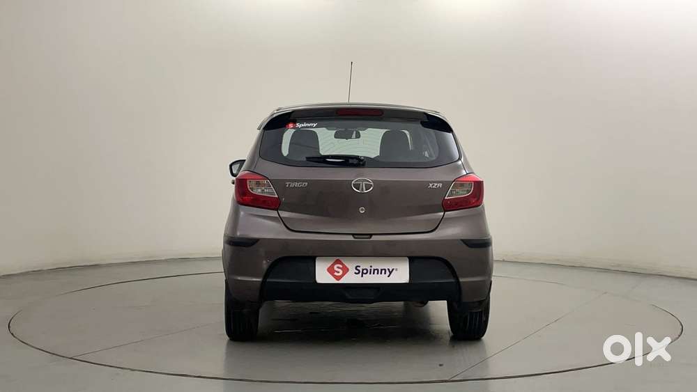Tata Tiago Xza, 2017, Petrol