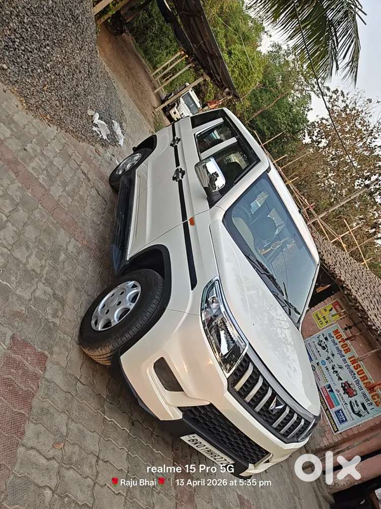 Mahindra Blero Neo N8