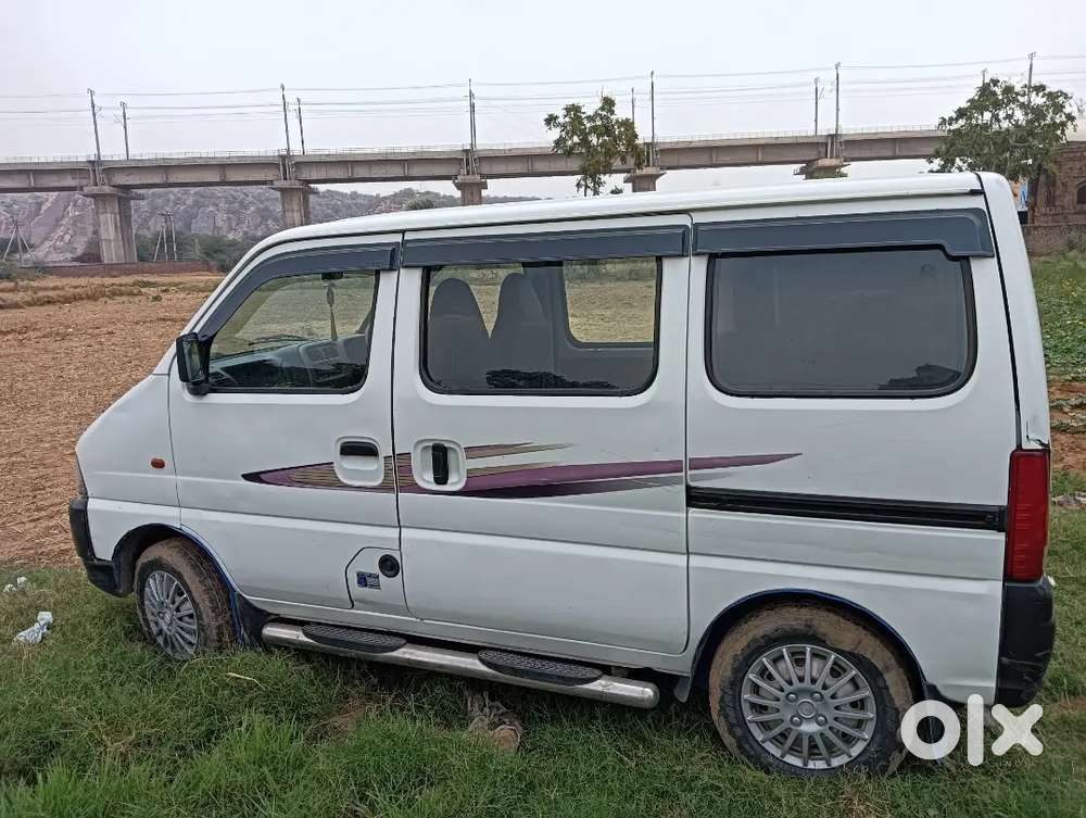 Maruti Suzuki Eeco 2015 Petrol 84000 Km Driven