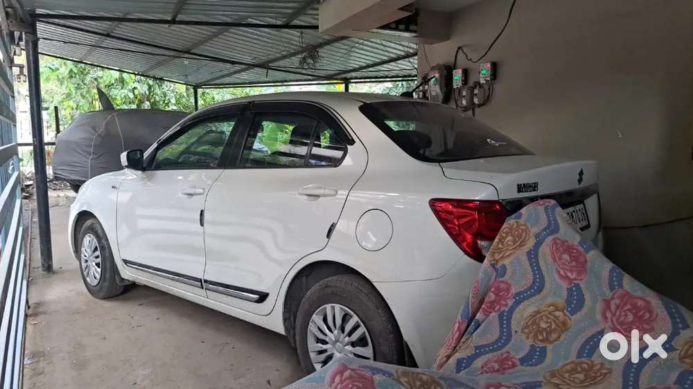 Maruti Suzuki Dzire 2017 October