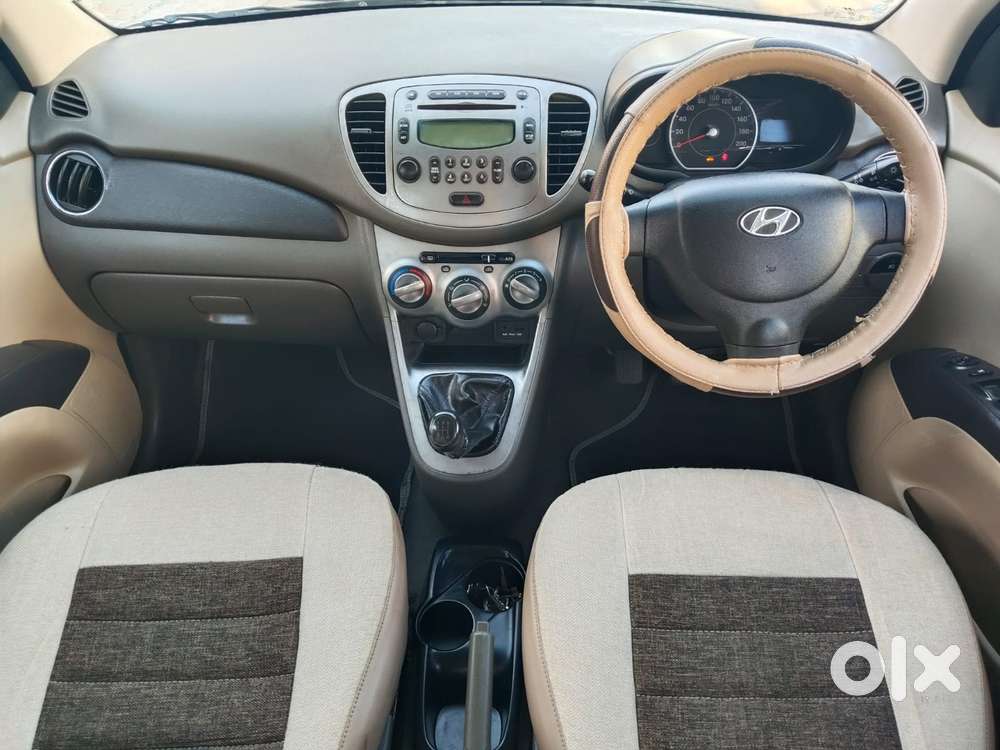 Hyundai I10 Sportz, 2012, Petrol