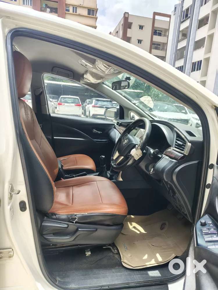 Toyota Innova Crysta 2.4 G Mt 7 Str, 2019, Diesel