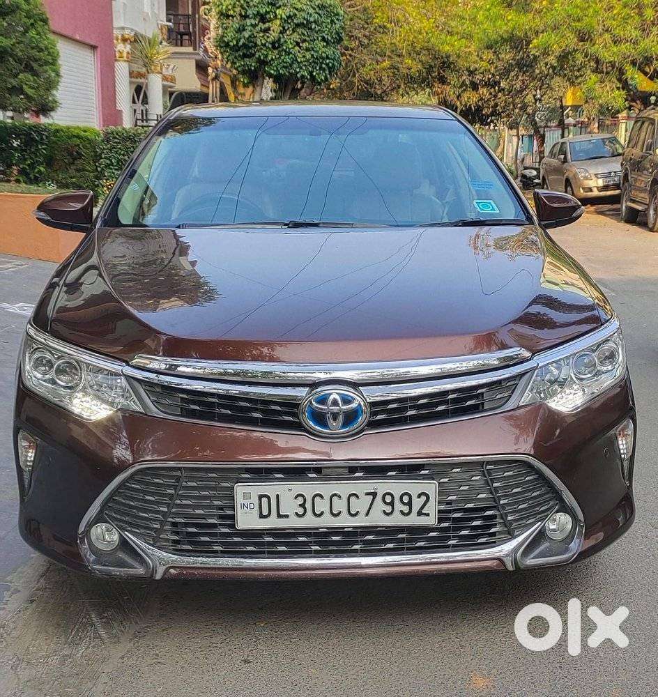 Toyota Camry Hybrid 2.5, 2015