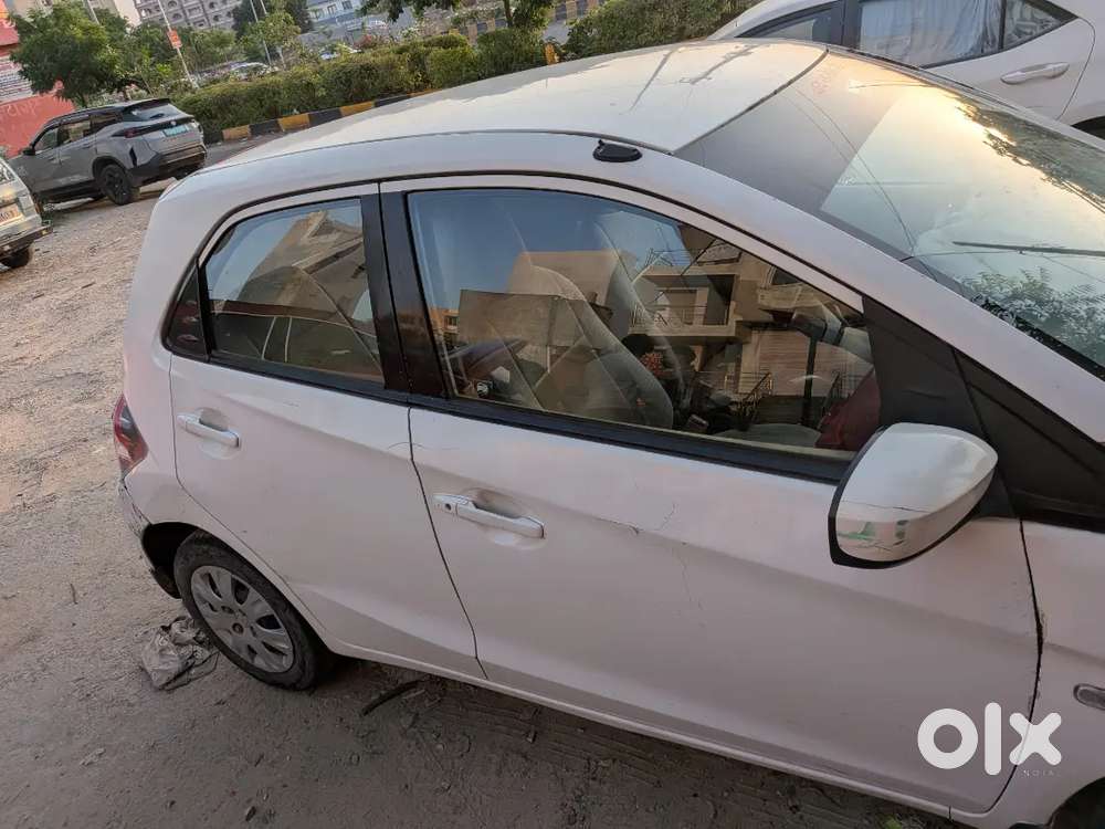 Honda Brio Mt 2013