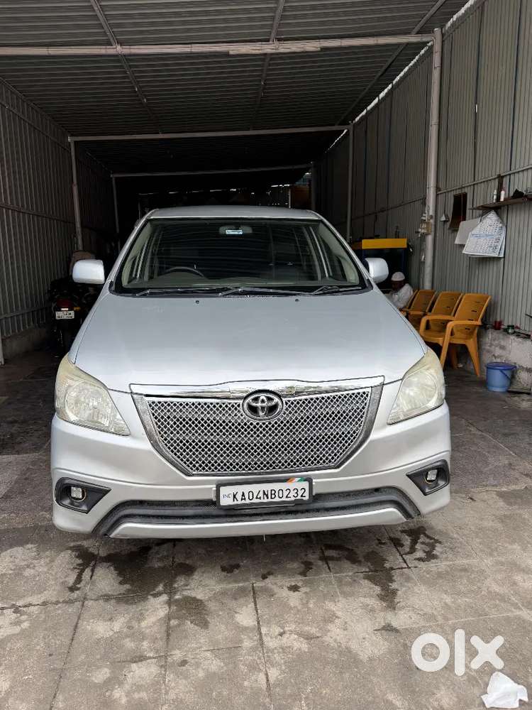 Toyota Innova 2013 Diesel Well Maintained