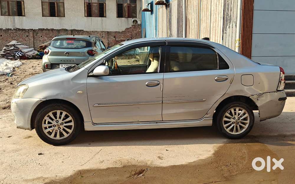Toyota Etios 2010-2012 Vx, 2011, Cng & Hybrids