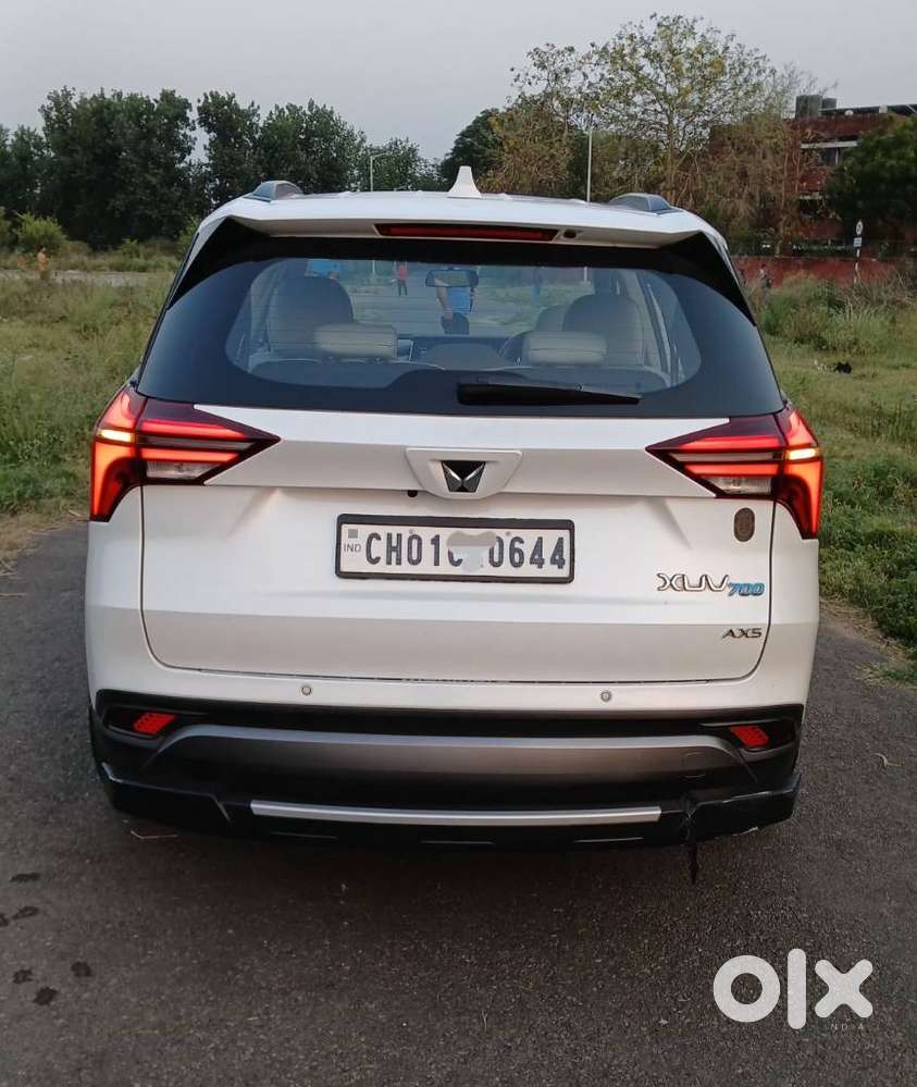 Mahindra Xuv700 2.2 Ax 5 Diesel At 7 Str, 2025, Diesel