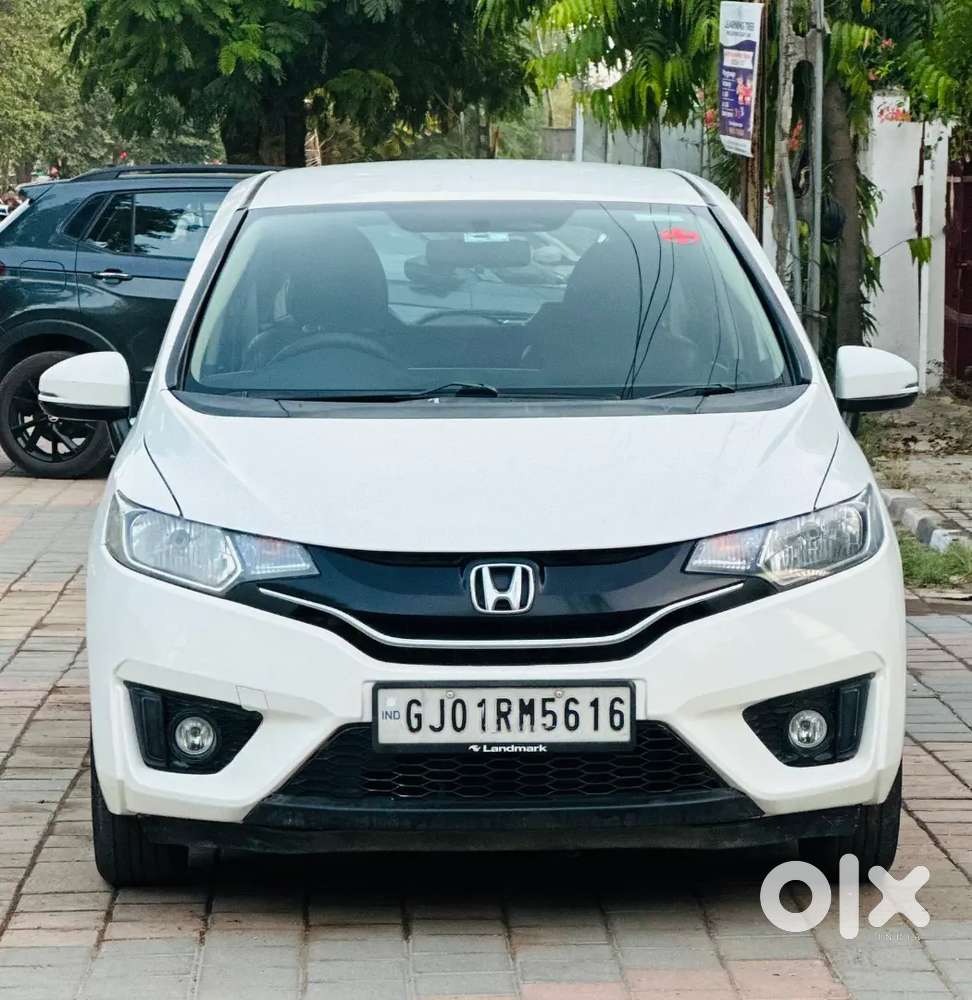 Honda Jazz Automatic Less Driven 2015 Model Lady Doctor Driven