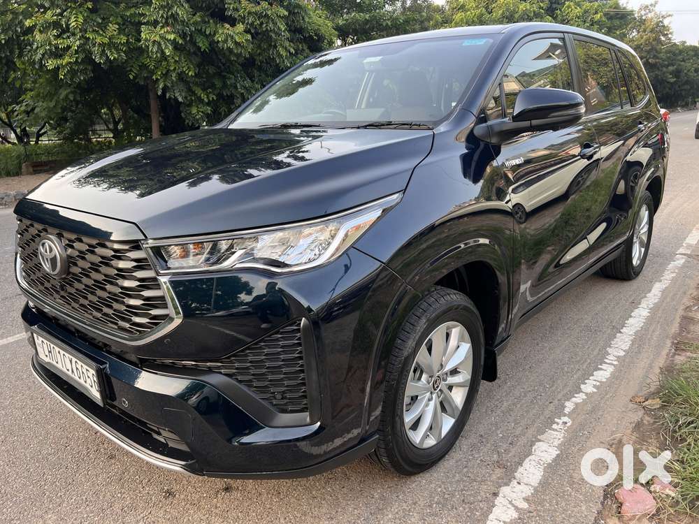 Toyota Innova Hycross 2.0 Vx Hybrid 7 Str, 2024, Cng & Hybrids