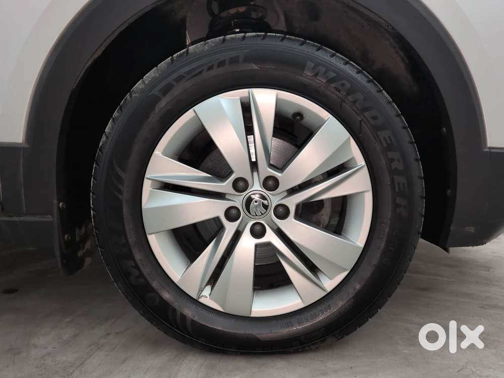 Skoda Kushaq Ambition 1.0l Tsi Mt, 2024, Petrol