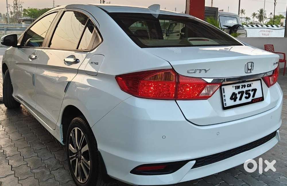 Honda City 1.5 V Cvt I-vtec Mt, 2022, Petrol